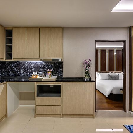 Mida Grande Resort Phuket Buitenkant foto