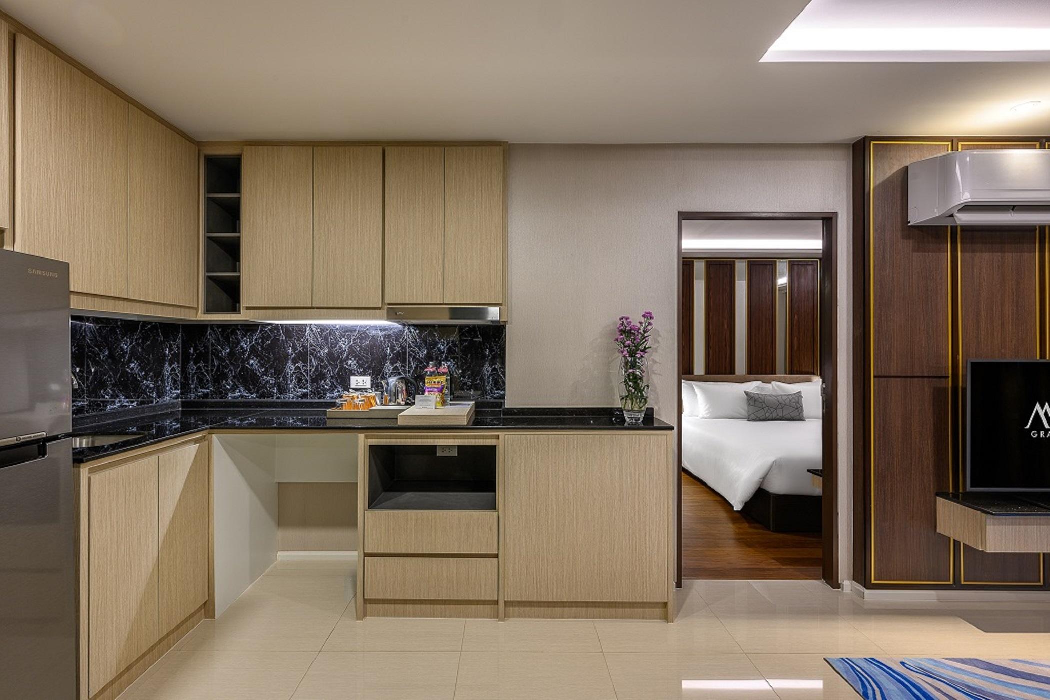 Mida Grande Resort Phuket Buitenkant foto