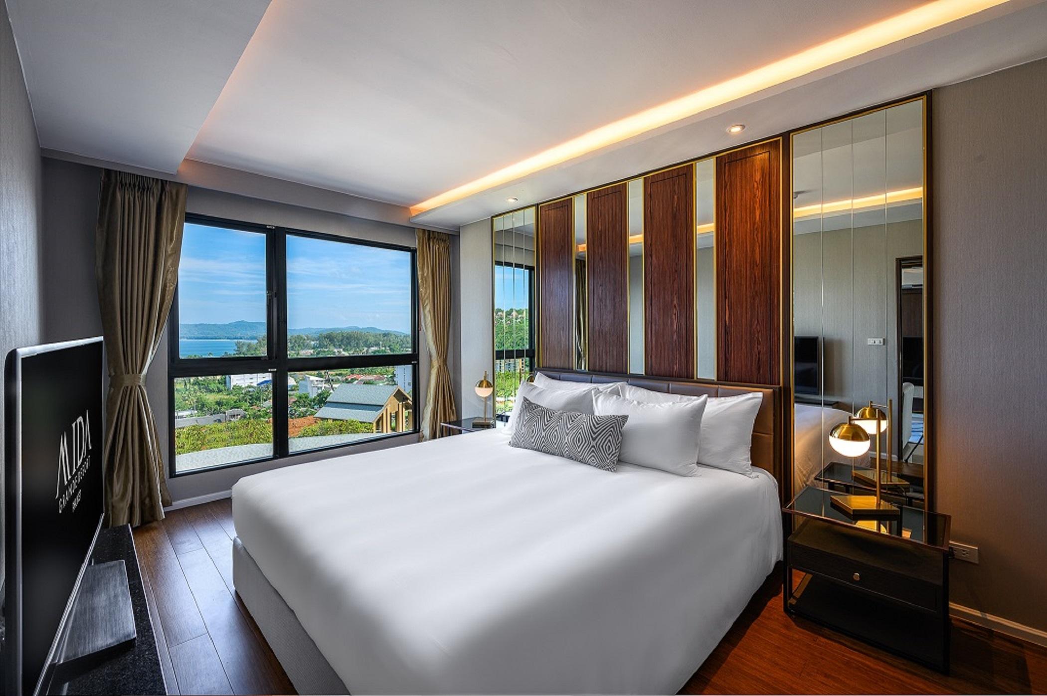 Mida Grande Resort Phuket Buitenkant foto