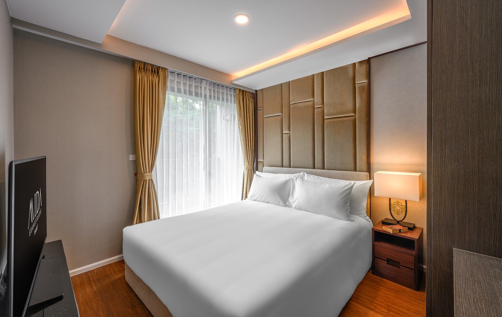 Mida Grande Resort Phuket Buitenkant foto