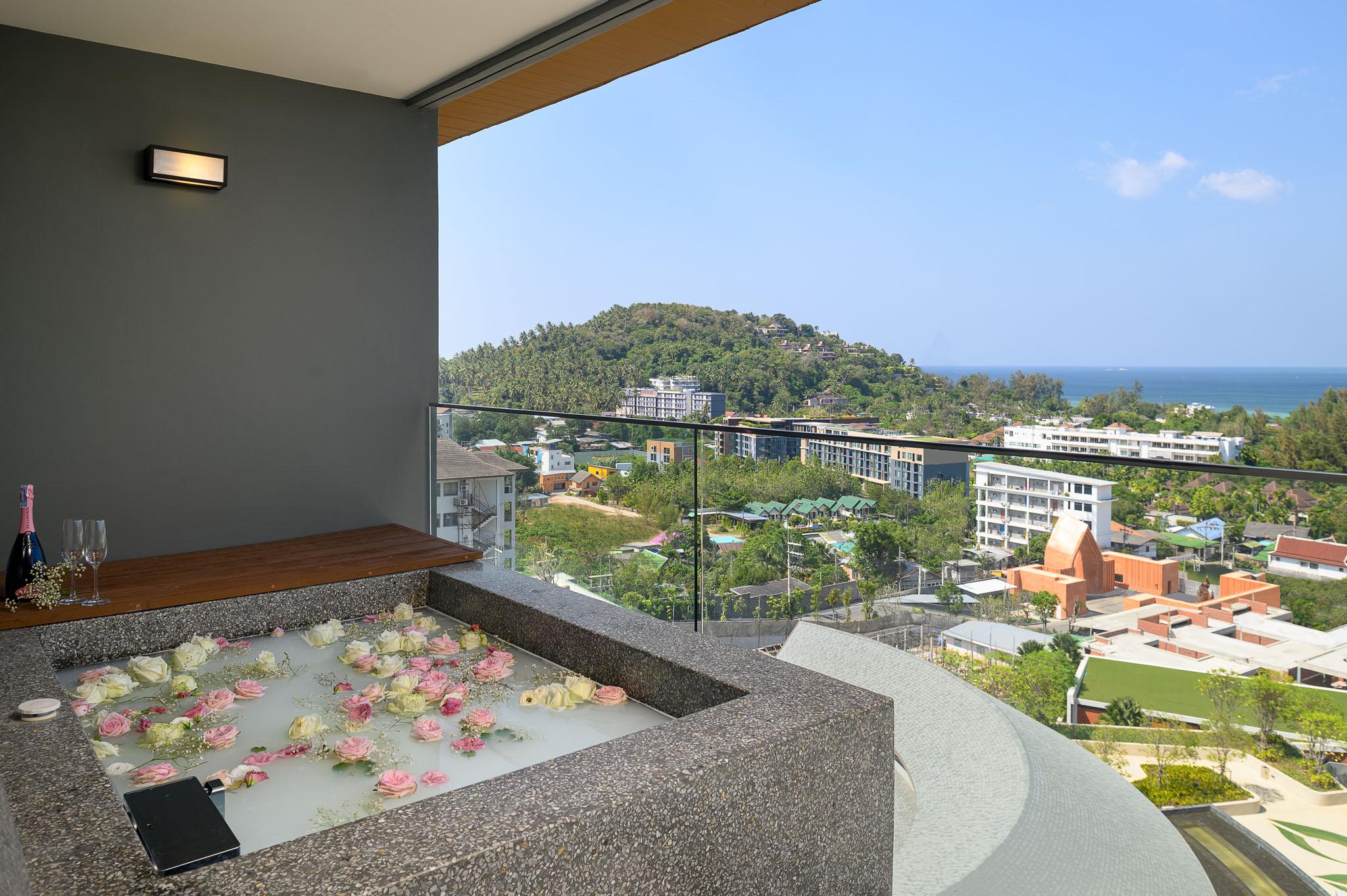 Mida Grande Resort Phuket Buitenkant foto