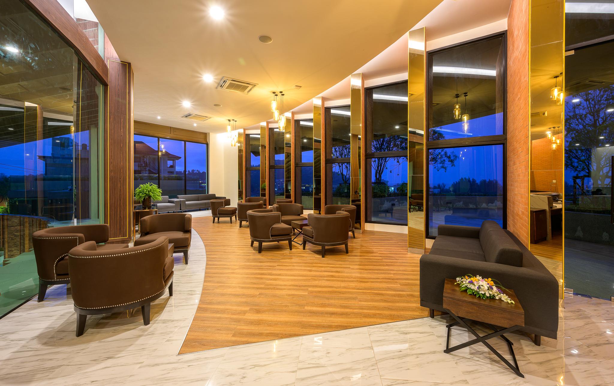 Mida Grande Resort Phuket Buitenkant foto